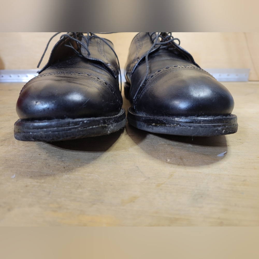 Allen Edmonds Black Leather Oxfords 11 B - Picture 5 of 10